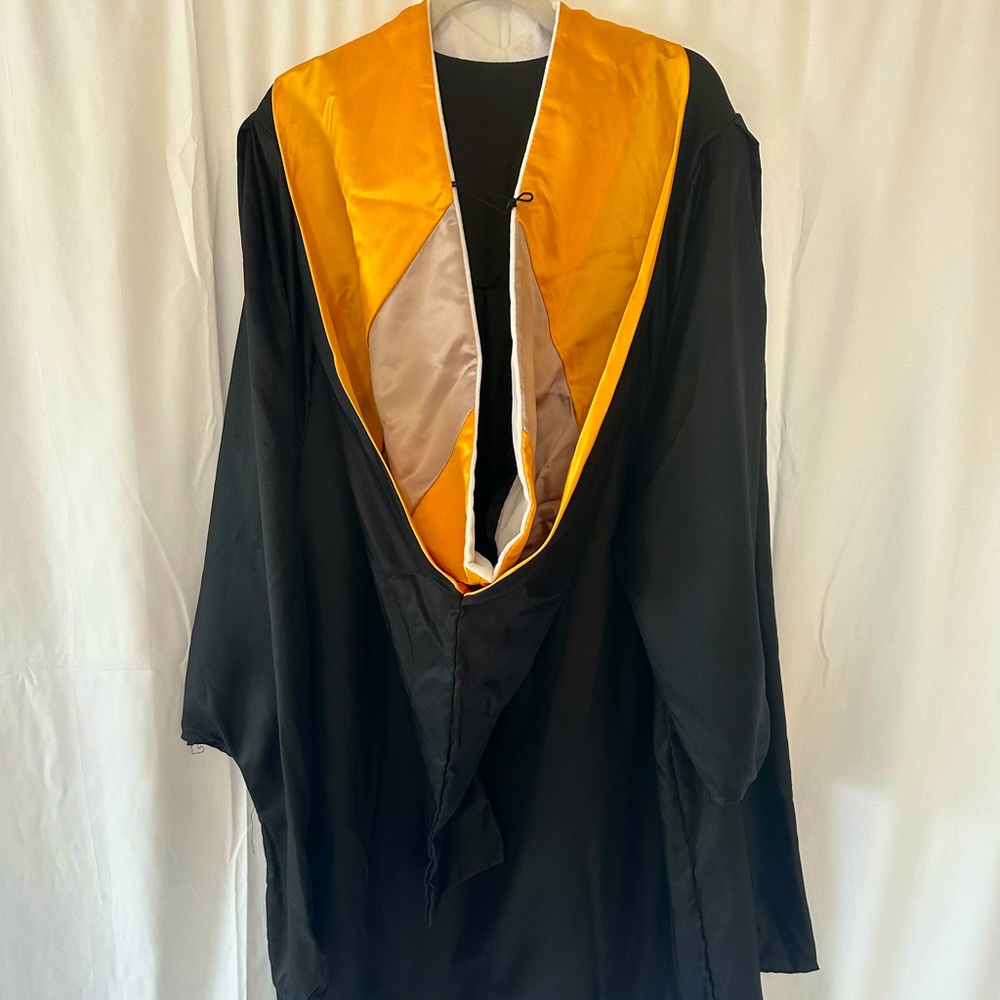 Masters Graduation Robe and Tassel Regalia
